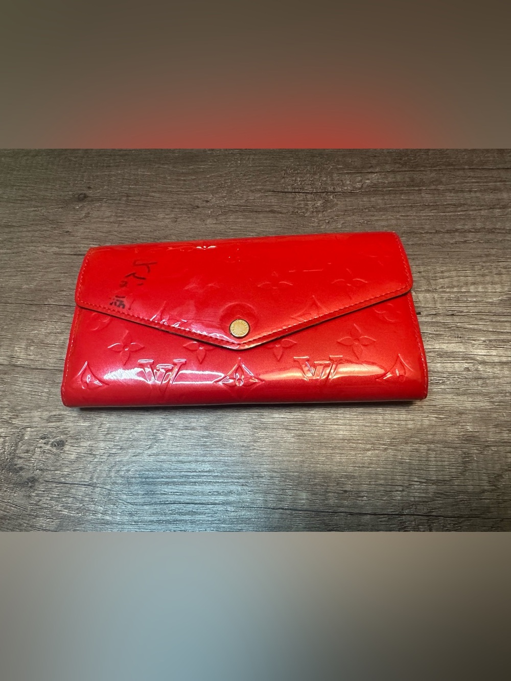 Louis Vuitton Sarah Red Vernis